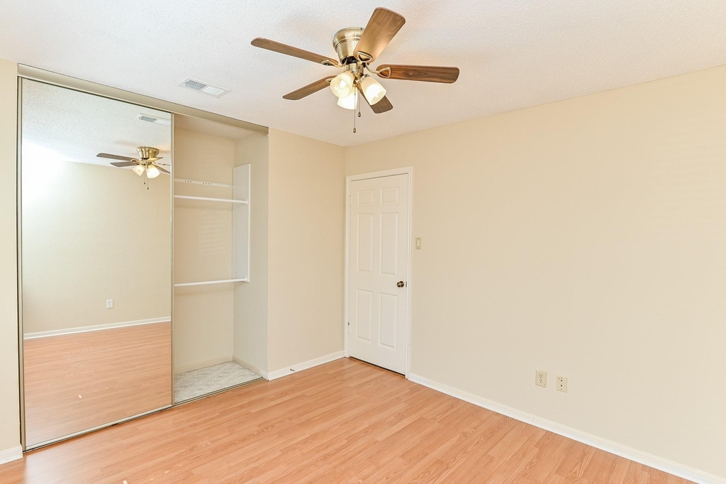 3410 Streamside Lane - Photo 47