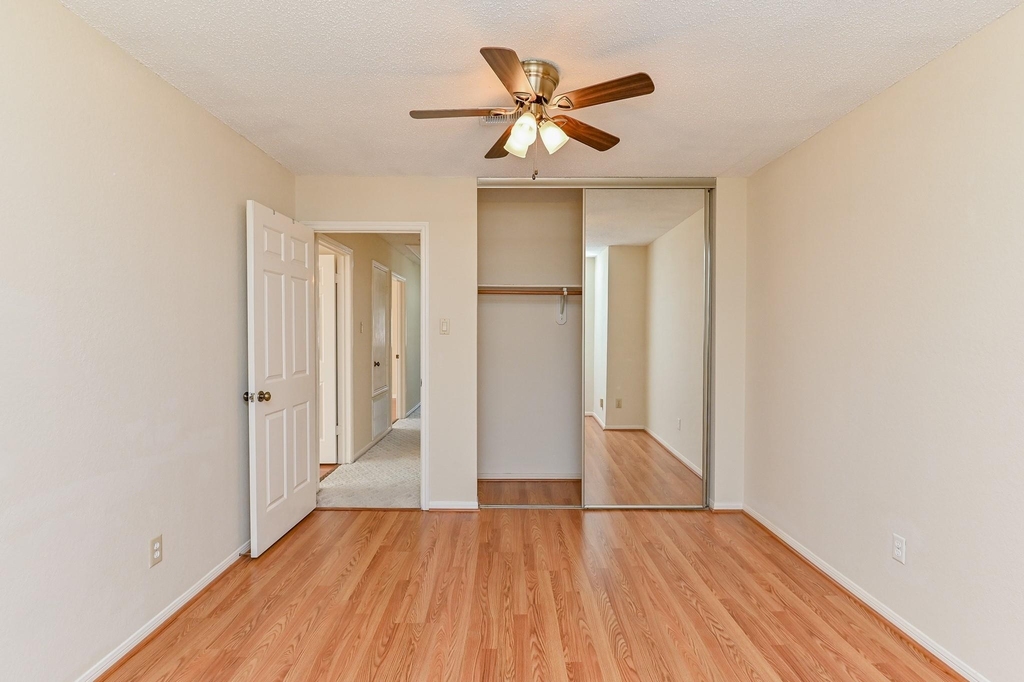 3410 Streamside Lane - Photo 45