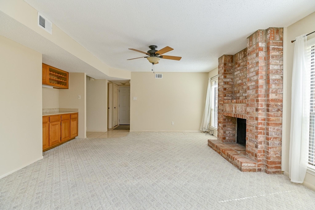 3410 Streamside Lane - Photo 26