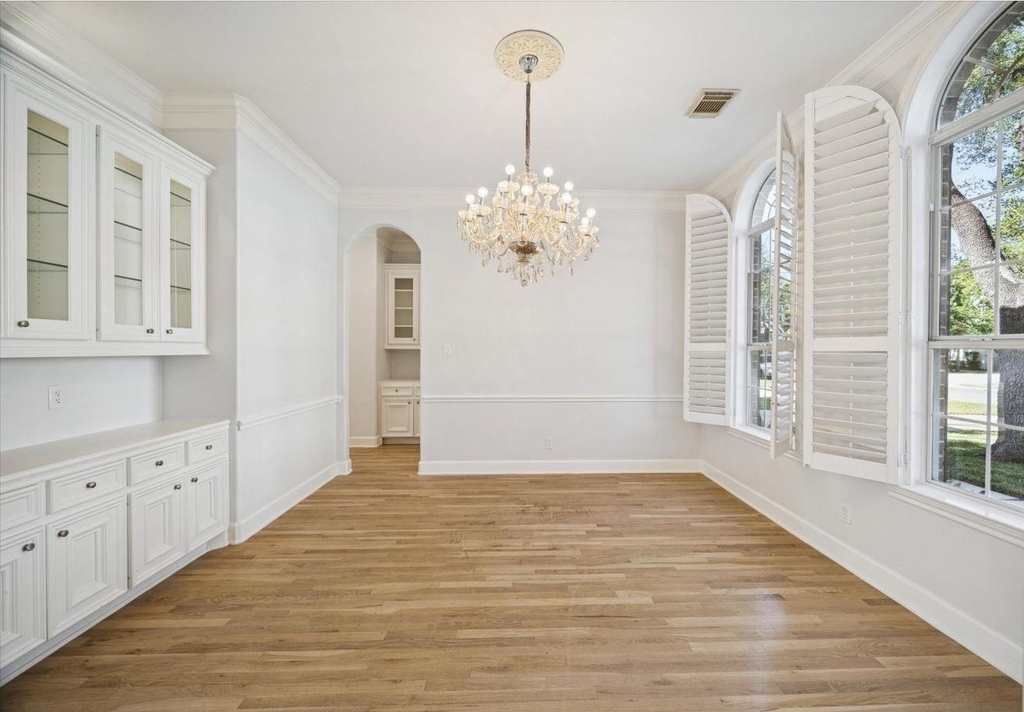 4601 Mimosa Drive - Photo 5