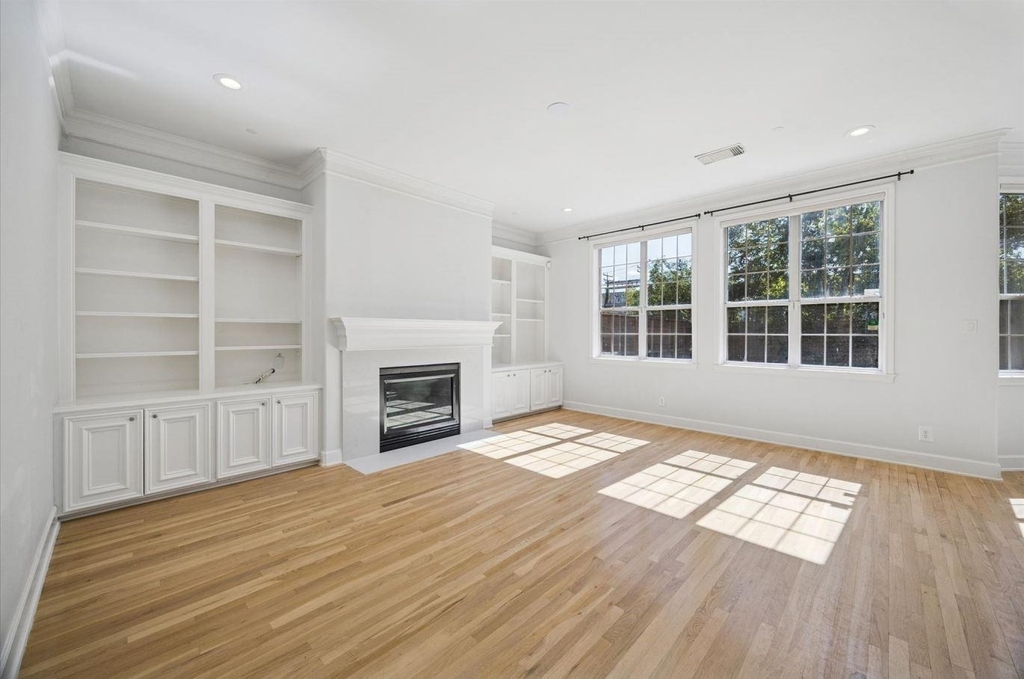 4601 Mimosa Drive - Photo 7