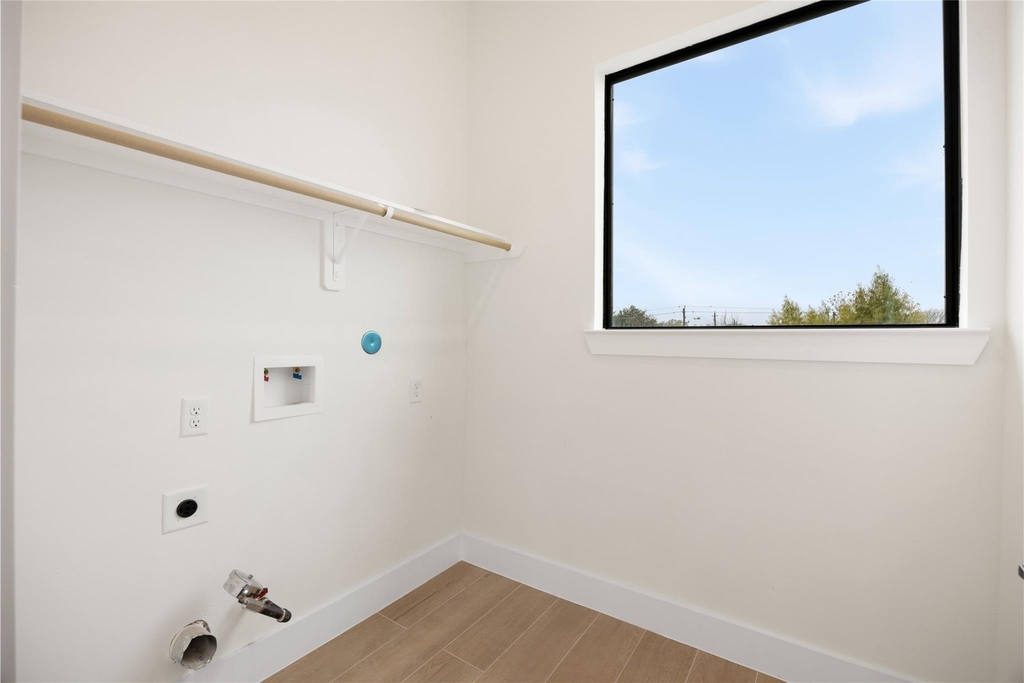6328 Sidney Street - Photo 10