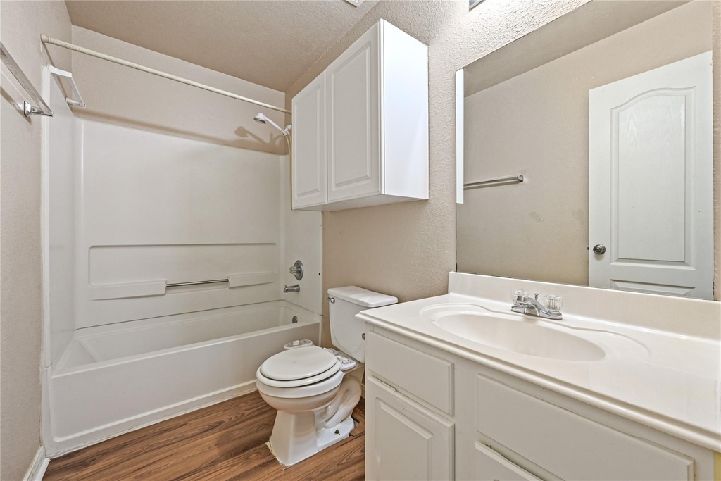 15822 Kings Cypress Lane - Photo 19