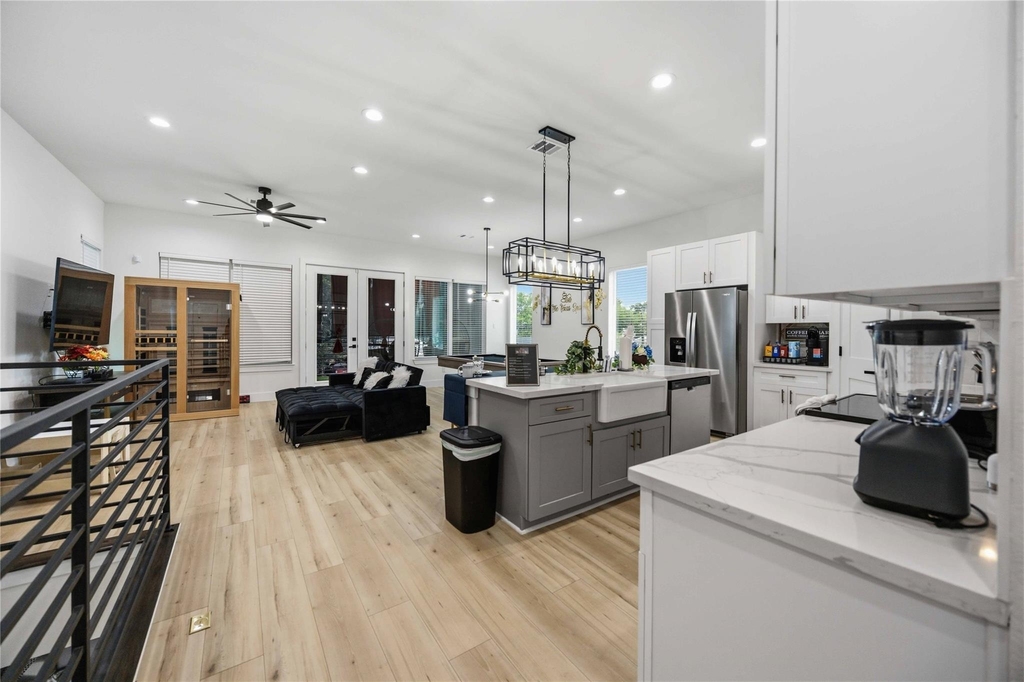 5330 Wenda Street - Photo 6