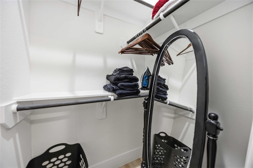 5330 Wenda Street - Photo 23