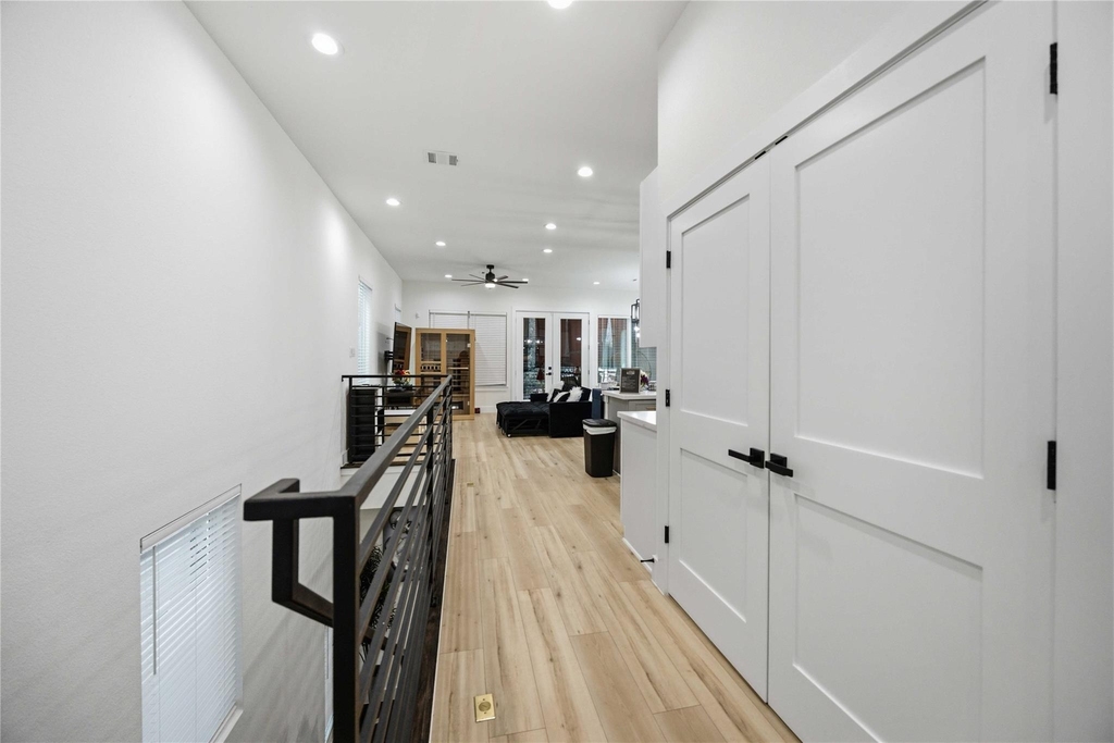 5330 Wenda Street - Photo 5