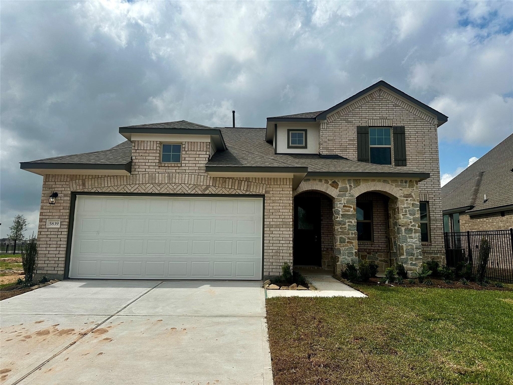 5839 Westwood Shore Drive - Photo 0