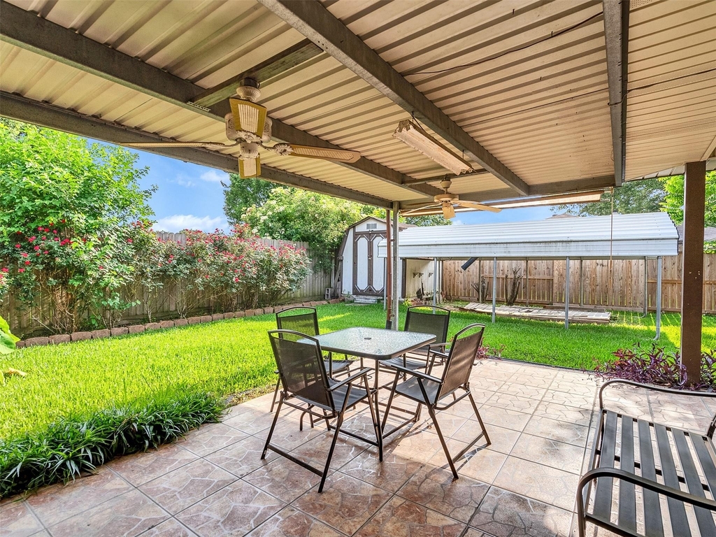 4002 Thistledown Drive - Photo 32