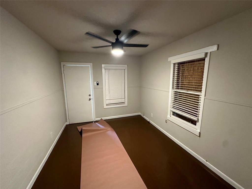 2717 Napoleon Street - Photo 9