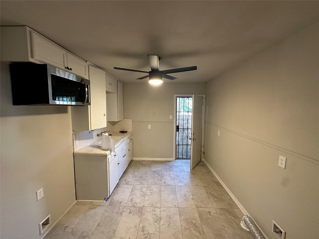 2717 Napoleon Street - Photo 7