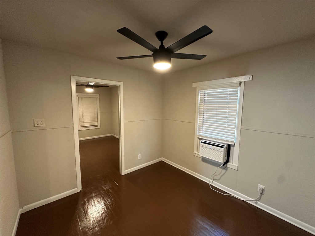 2717 Napoleon Street - Photo 16