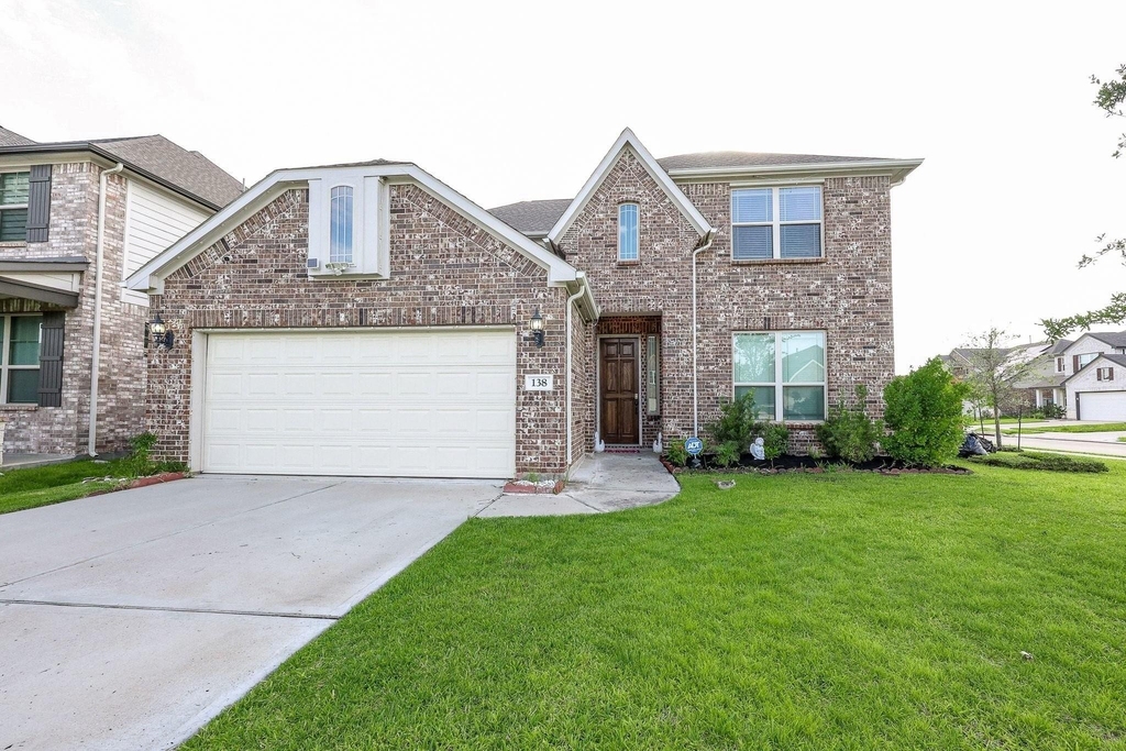 138 Sunray Creek Drive - Photo 0