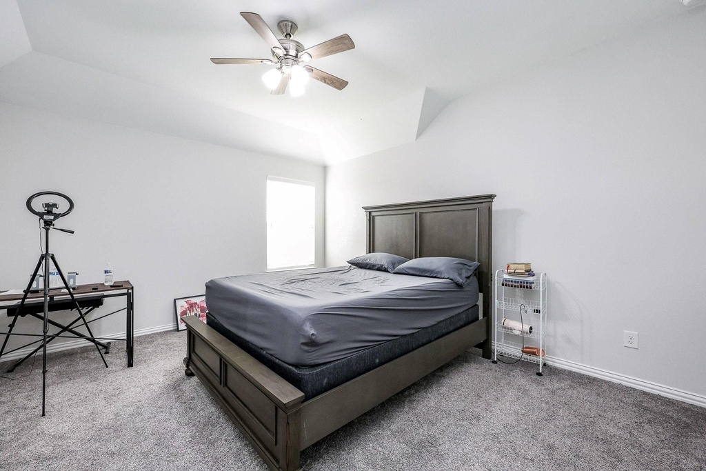 138 Sunray Creek Drive - Photo 15