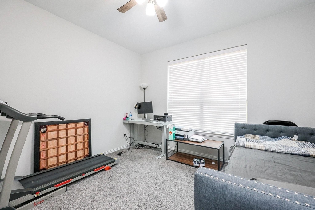 138 Sunray Creek Drive - Photo 16