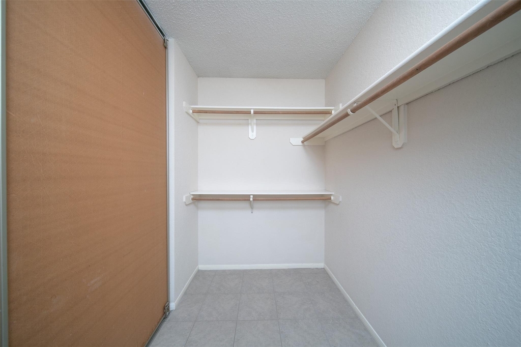 2206 Greencove Lane - Photo 18