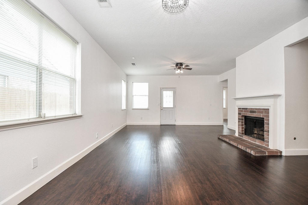 2911 Copper Cliff Drive - Photo 11