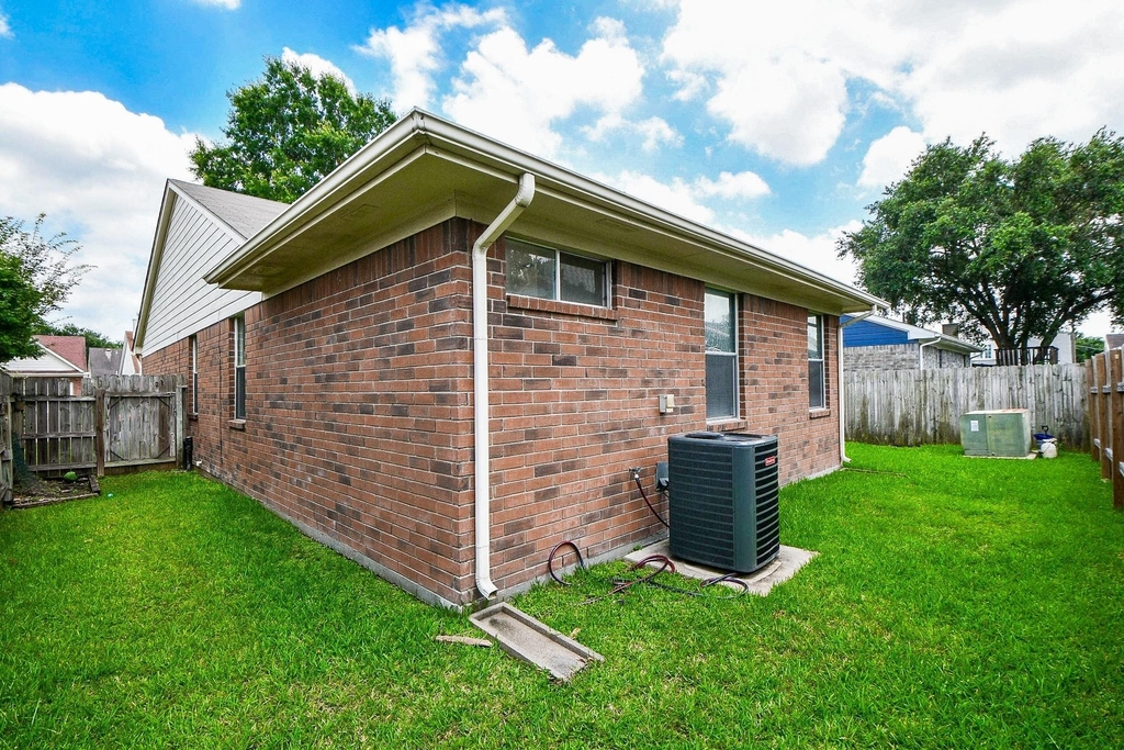 2911 Copper Cliff Drive - Photo 27