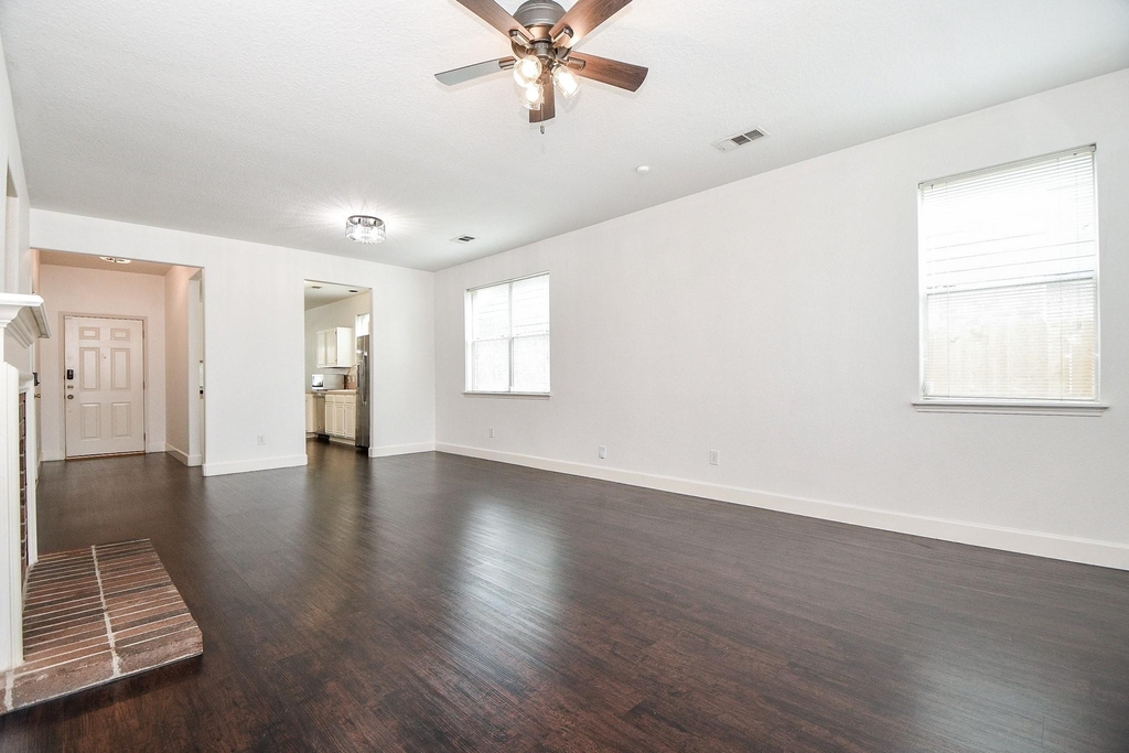 2911 Copper Cliff Drive - Photo 12