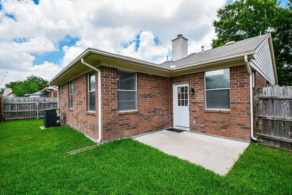 2911 Copper Cliff Drive - Photo 26