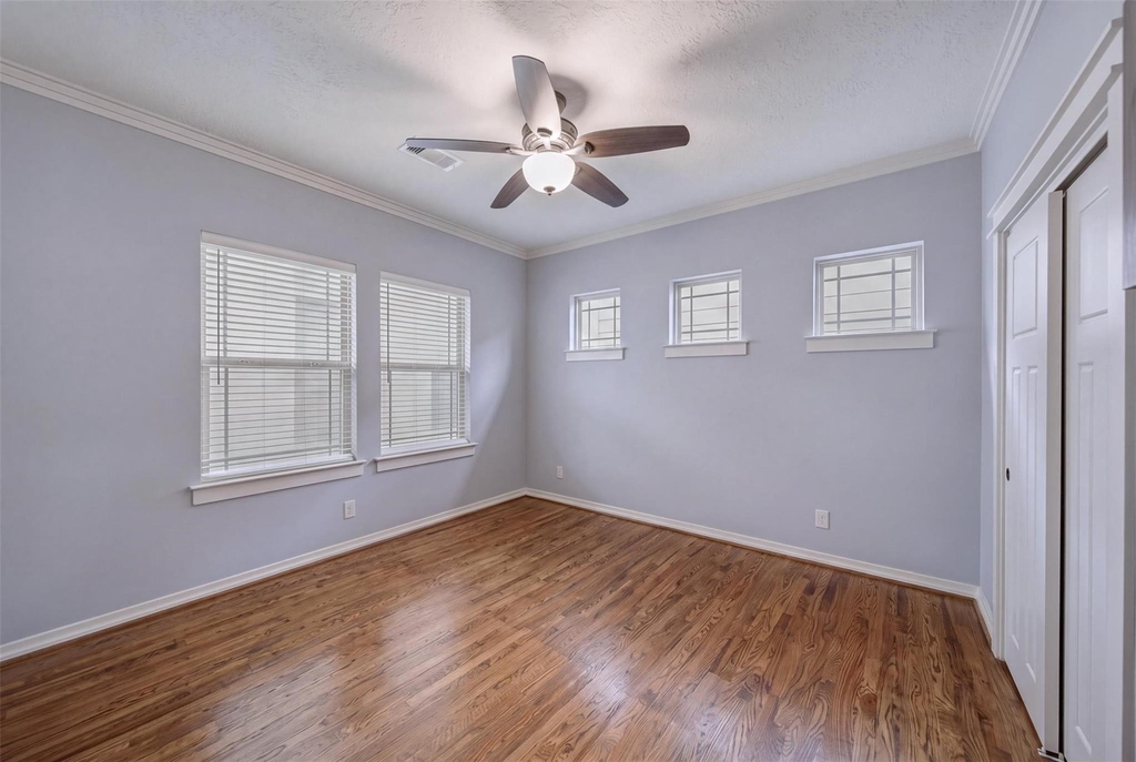 5832 Darling Street - Photo 14