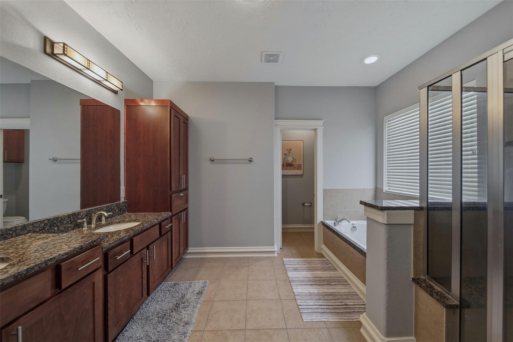 5832 Darling Street - Photo 9