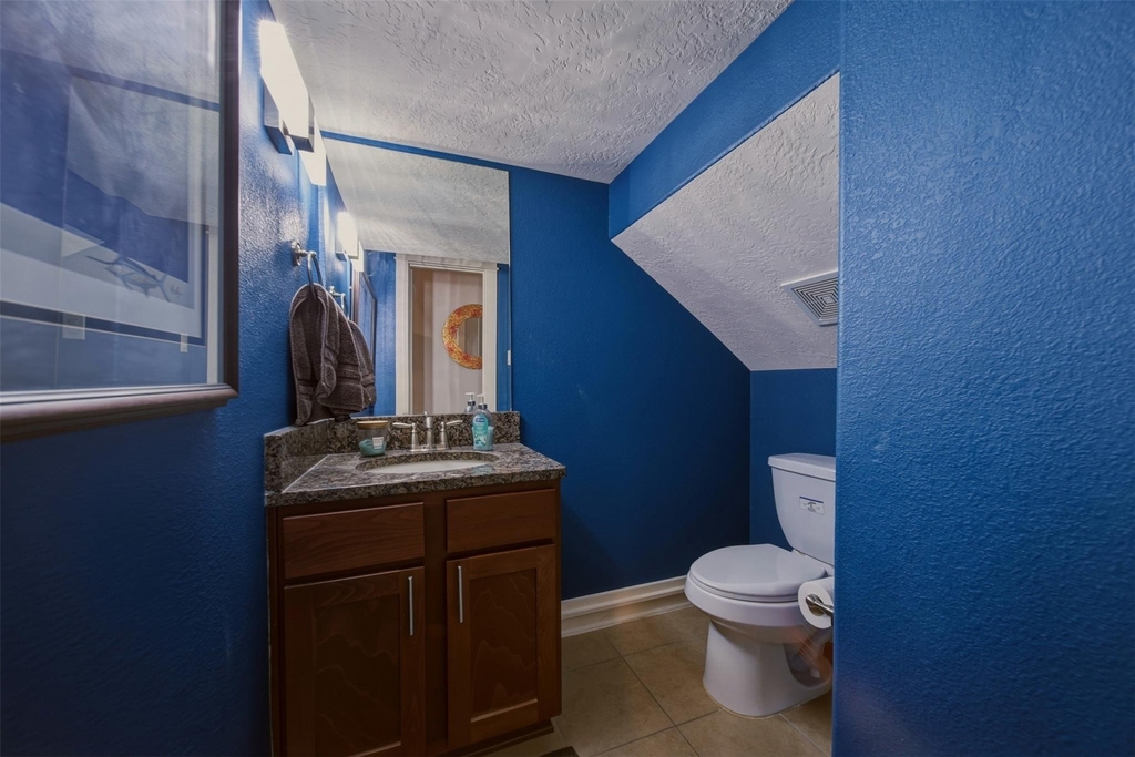 5832 Darling Street - Photo 19