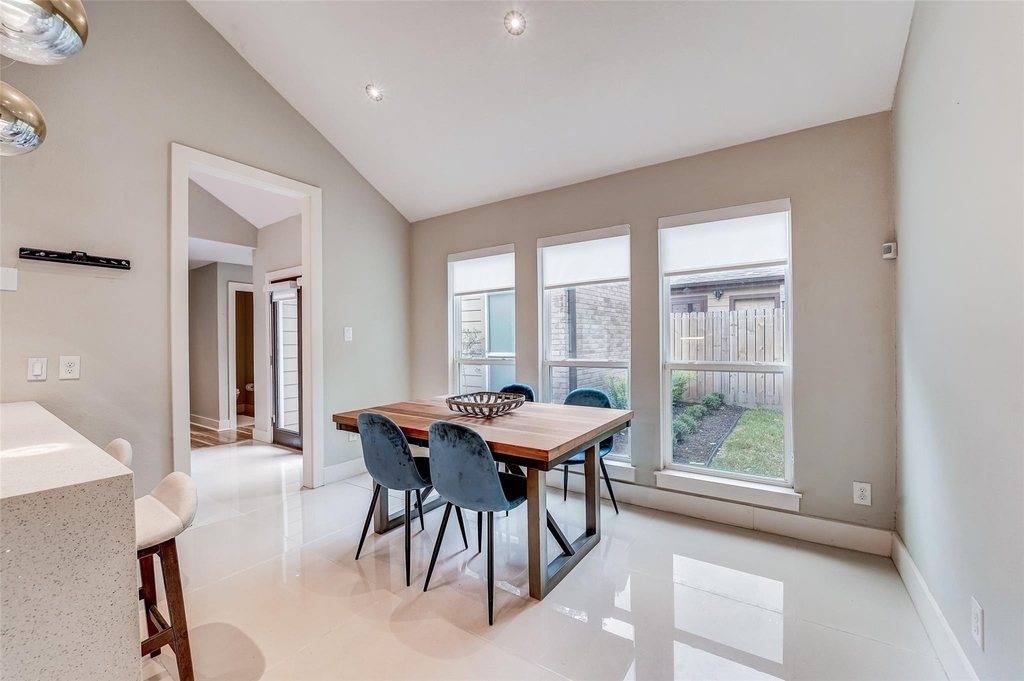 1371 Beaujolais Lane - Photo 6