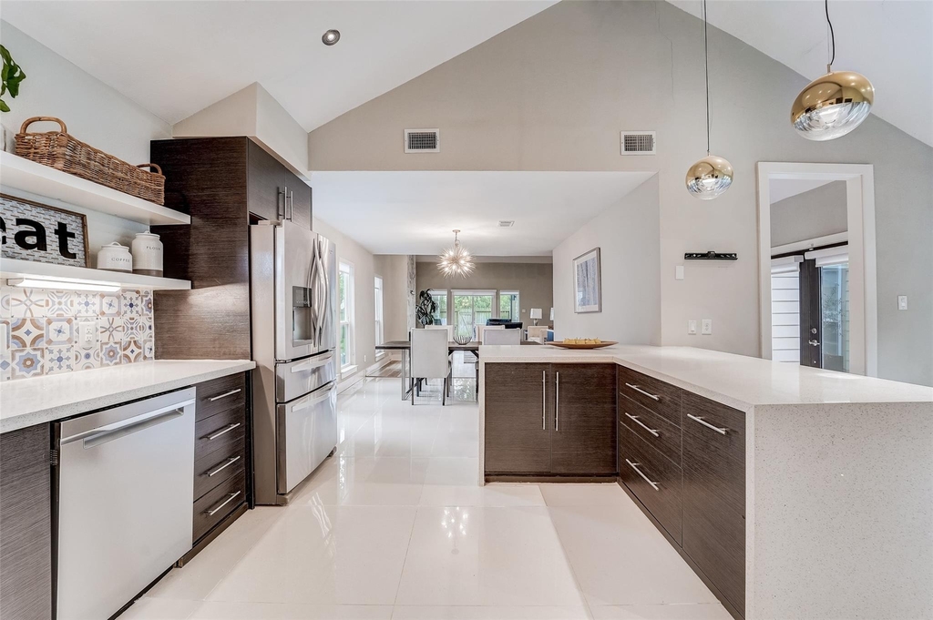 1371 Beaujolais Lane - Photo 5