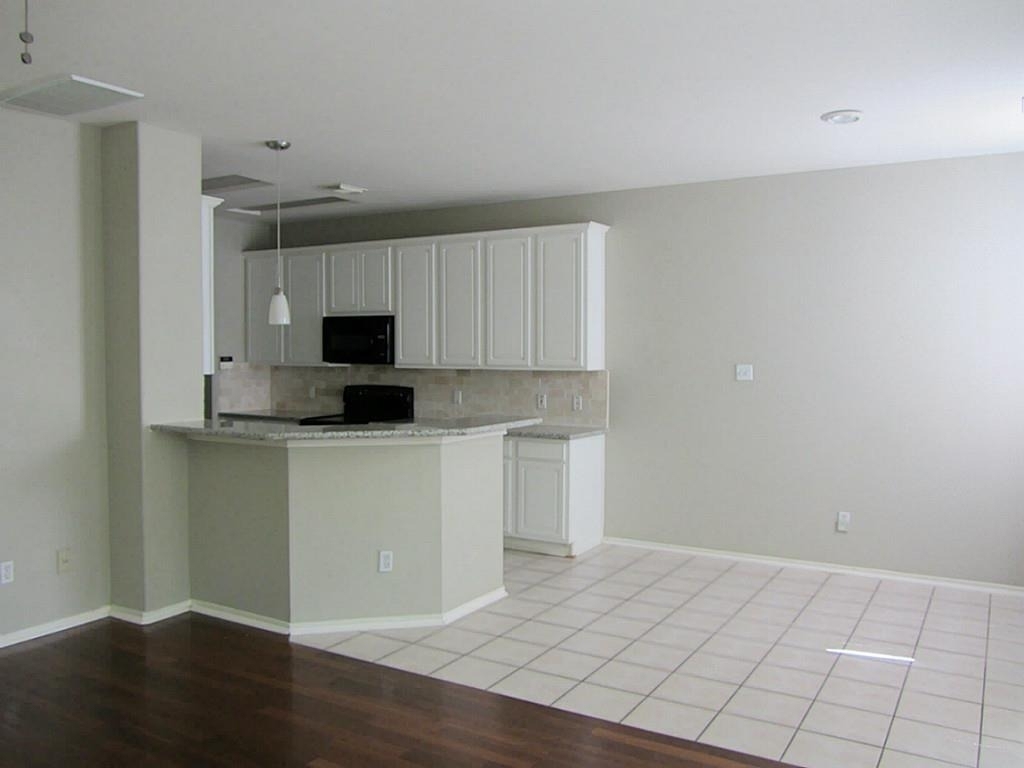 16523 Beckland Lane - Photo 3