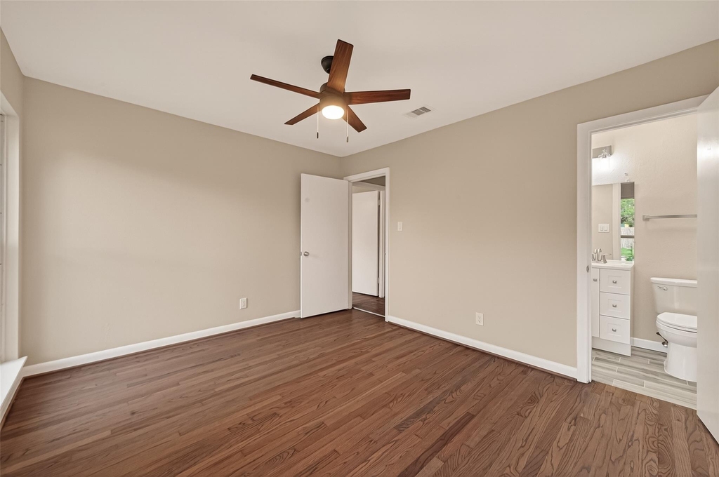 11206 Huggins Drive - Photo 18