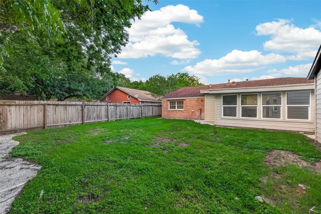 11206 Huggins Drive - Photo 22