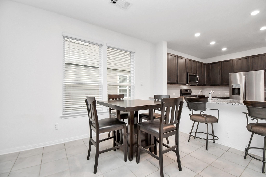 2030 Domeniko Drive - Photo 3