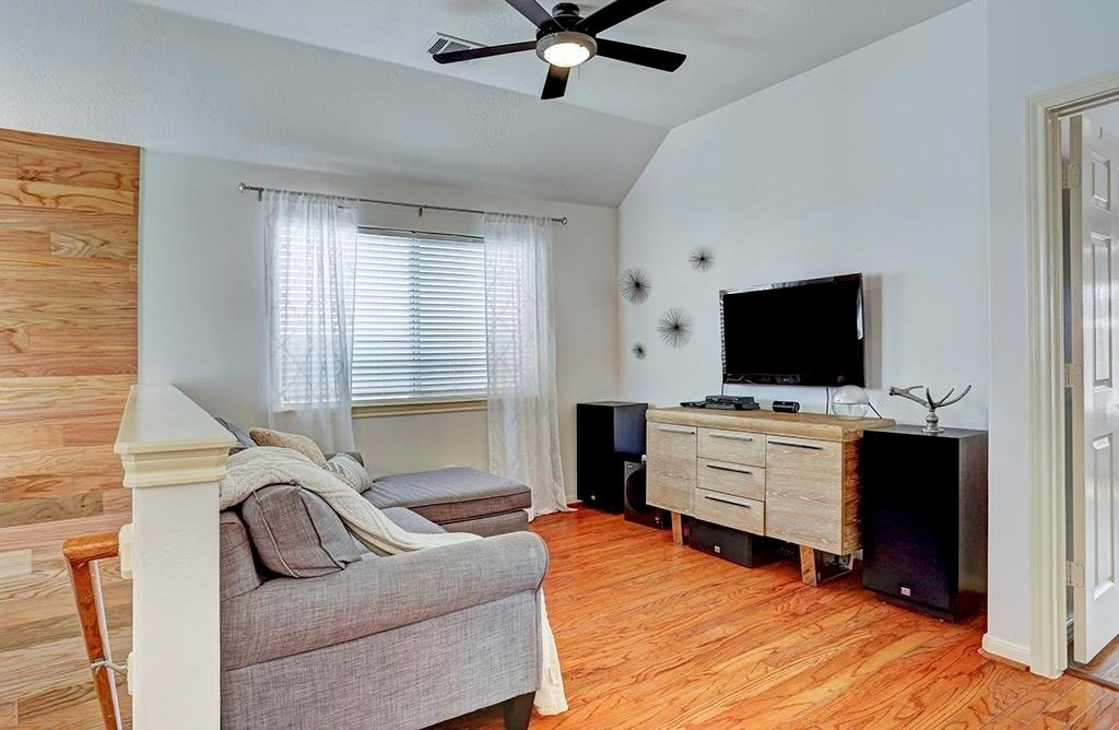 311 Bayou Street - Photo 8