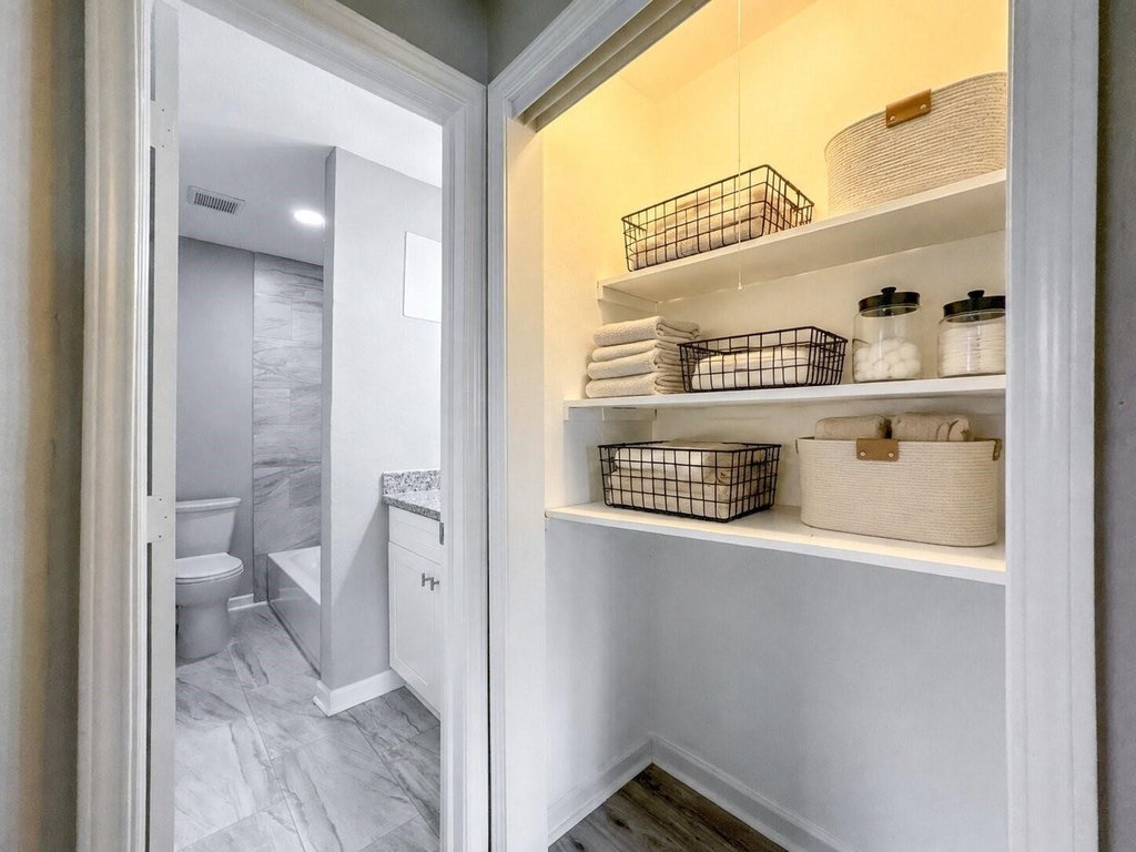 4537 Dakota Street - Photo 2