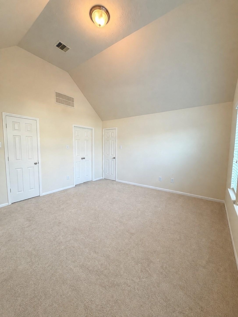8327 Lamond Lane - Photo 7