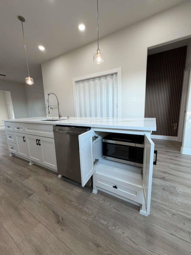 142b College Street - Photo 9