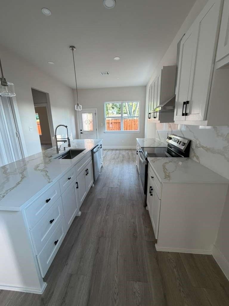 142b College Street - Photo 7