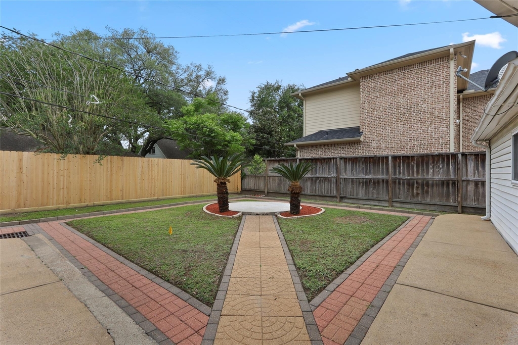 12303 Barryknoll Lane - Photo 3