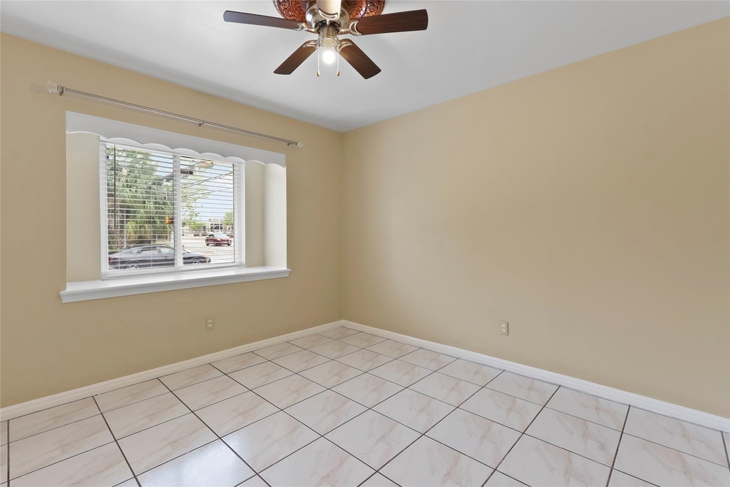 12303 Barryknoll Lane - Photo 11