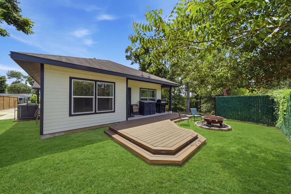 801 Wilkes Street - Photo 15