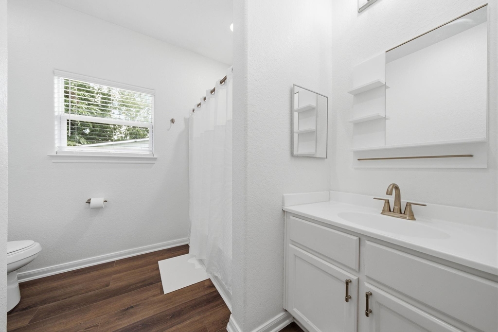 801 Wilkes Street - Photo 11