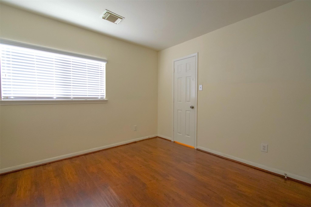 15602 Waumsley Way - Photo 33