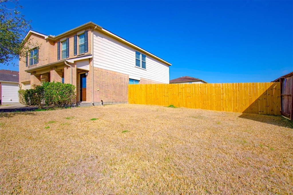 15602 Waumsley Way - Photo 3