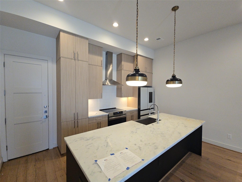 2414 Gray Street - Photo 1