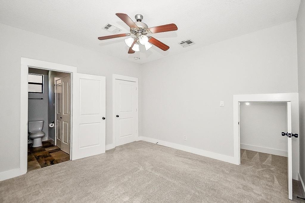 1121 W 17th Street - Photo 5