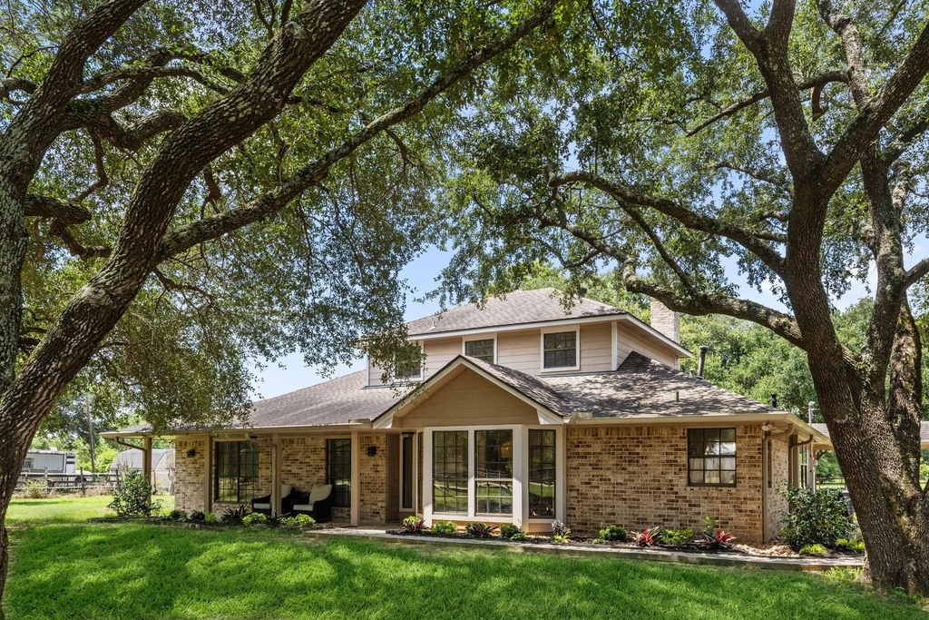 21503 Fones Road - Photo 2