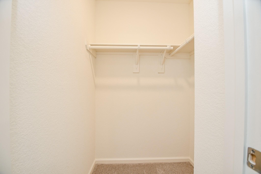13526 Kinsman Road - Photo 23