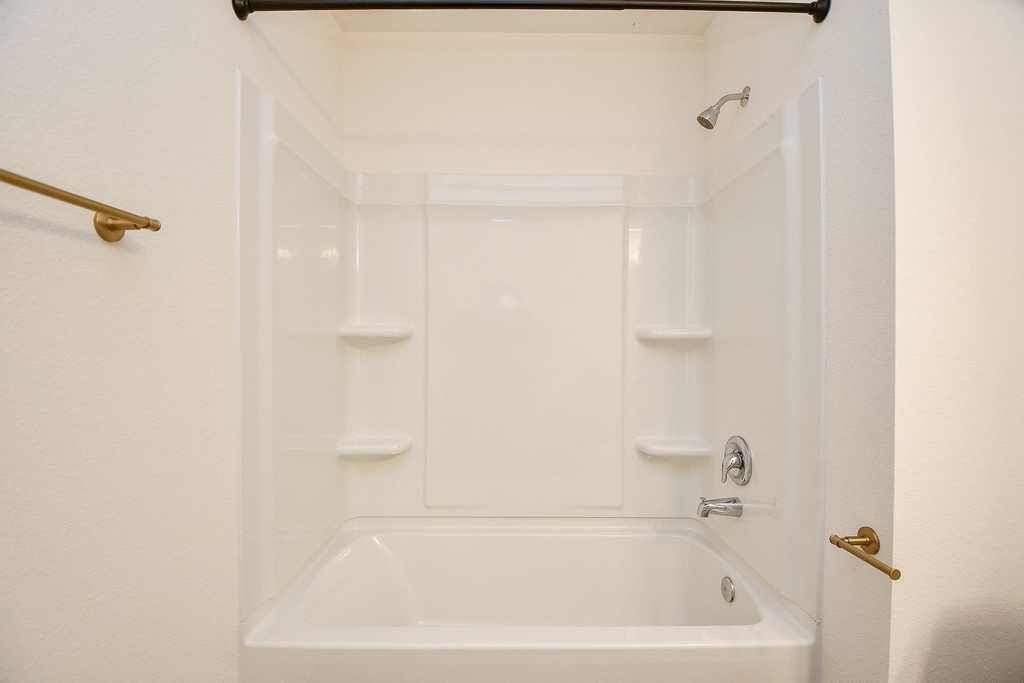13526 Kinsman Road - Photo 25