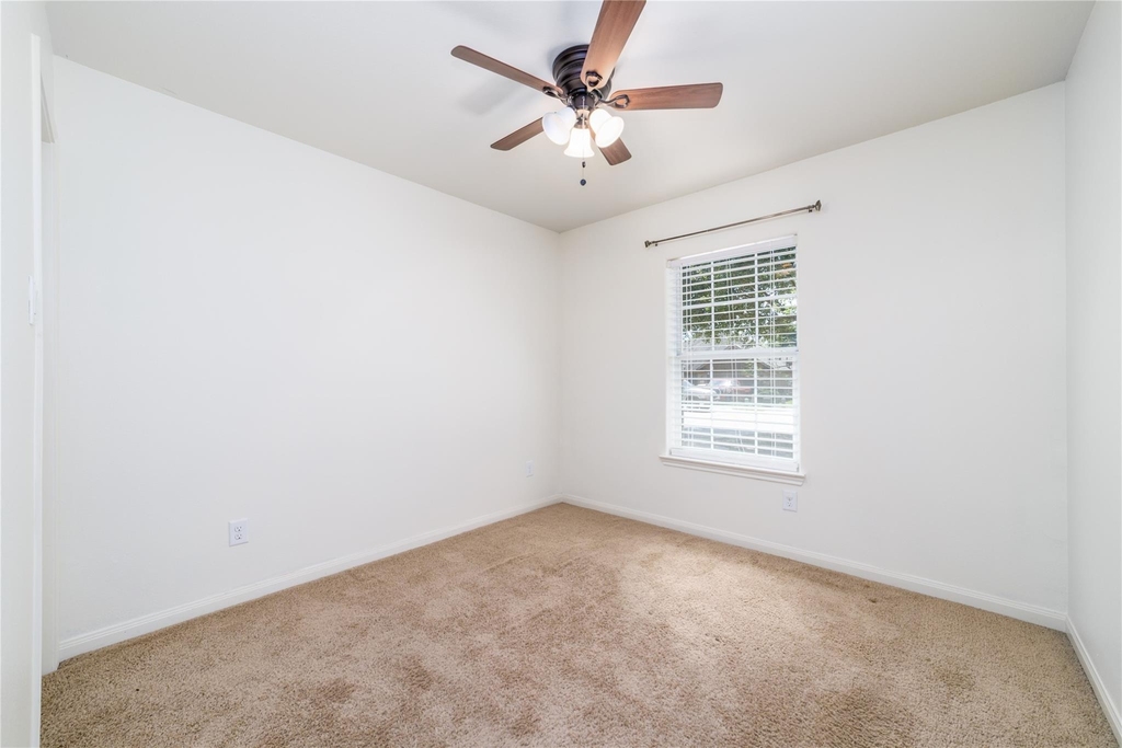 961 Wannan Lane - Photo 12