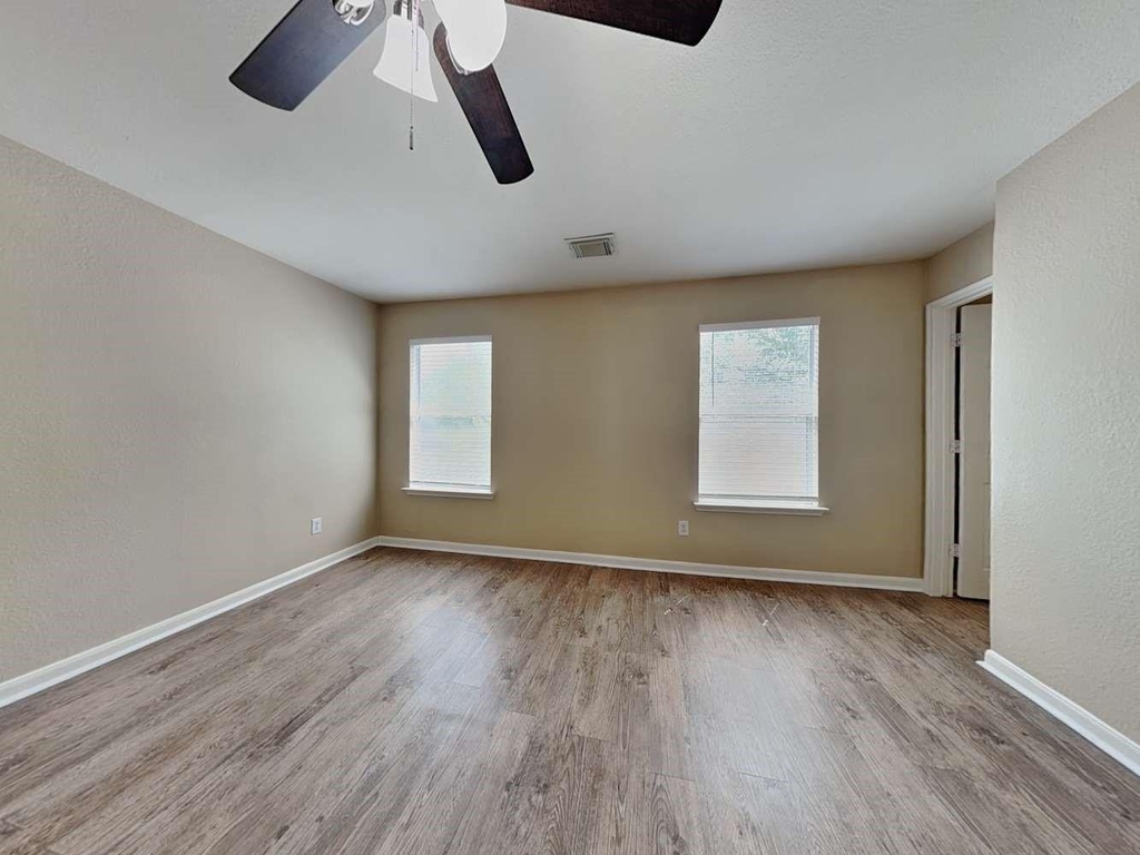 13742 Clarks Fork Drive - Photo 5